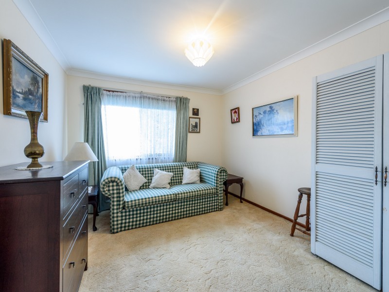 8 Innes Avenue, Molendinar QLD 4214