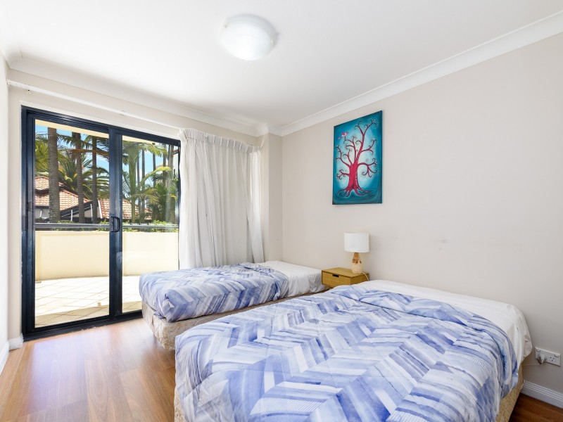 118/392 Marine Parade, Labrador QLD 4215