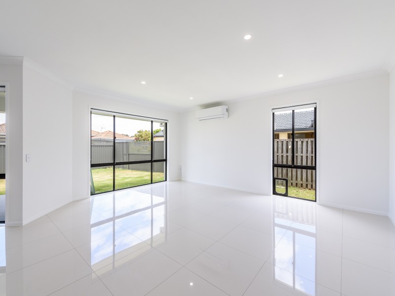 7 Laine Place, Coombabah QLD 4216