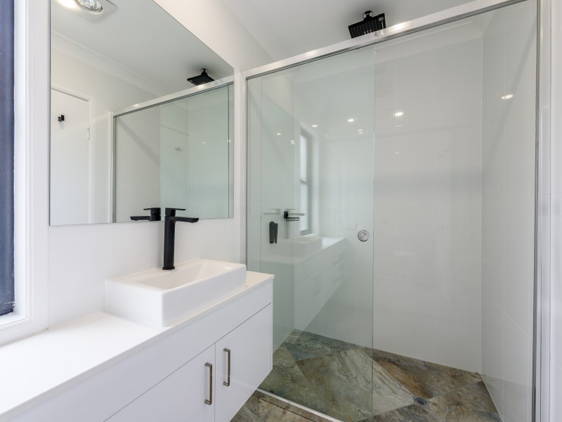 7 Laine Place, Coombabah QLD 4216