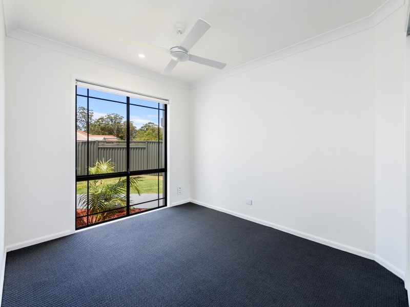 7 Laine Place, Coombabah QLD 4216