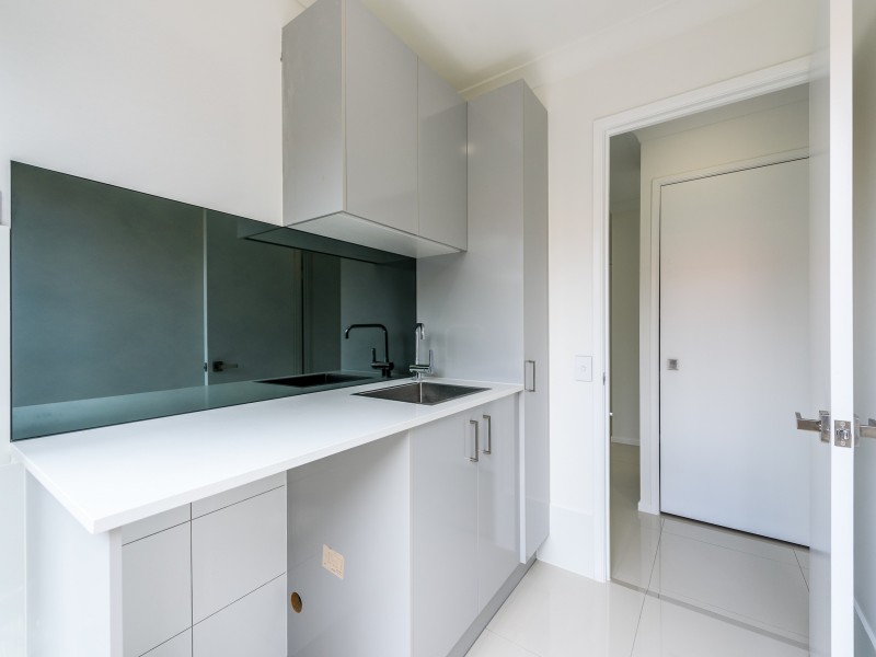 7 Laine Place, Coombabah QLD 4216