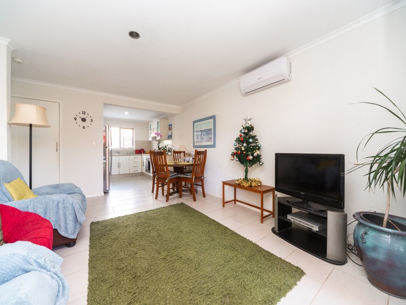 1/59 Errol Avenue, Paradise Point QLD 4216