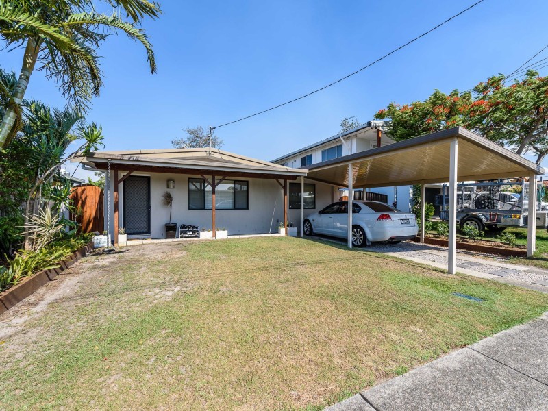 47 Mungera Street, Runaway Bay QLD 4216