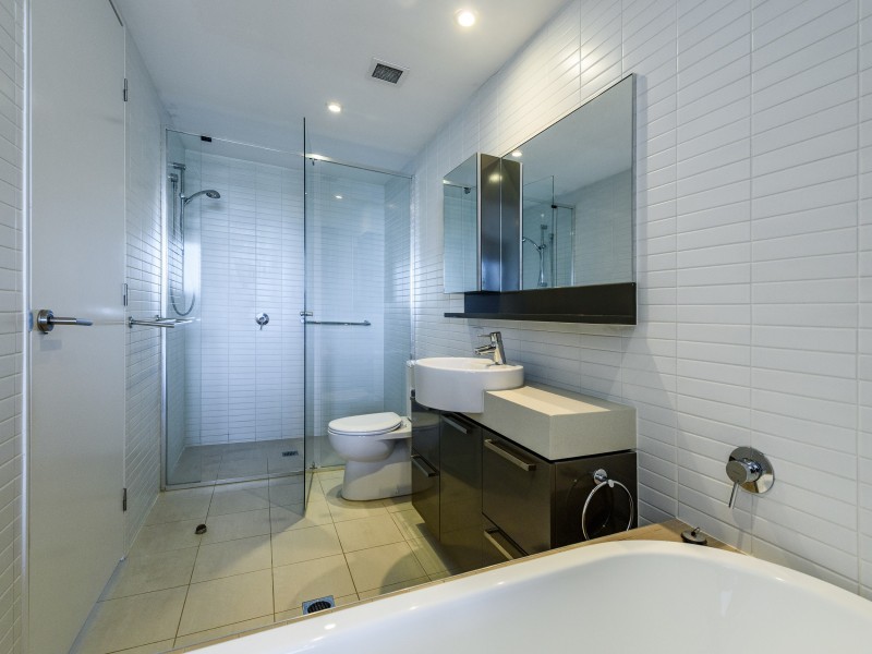 3404/323 Bayview Street, Hollywell QLD 4216