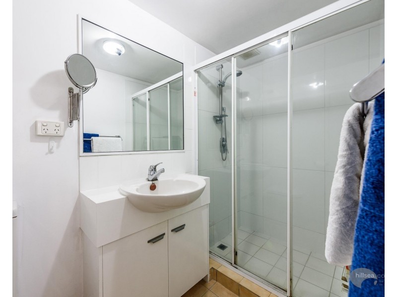 38/37 Bayview Street, Runaway Bay QLD 4216