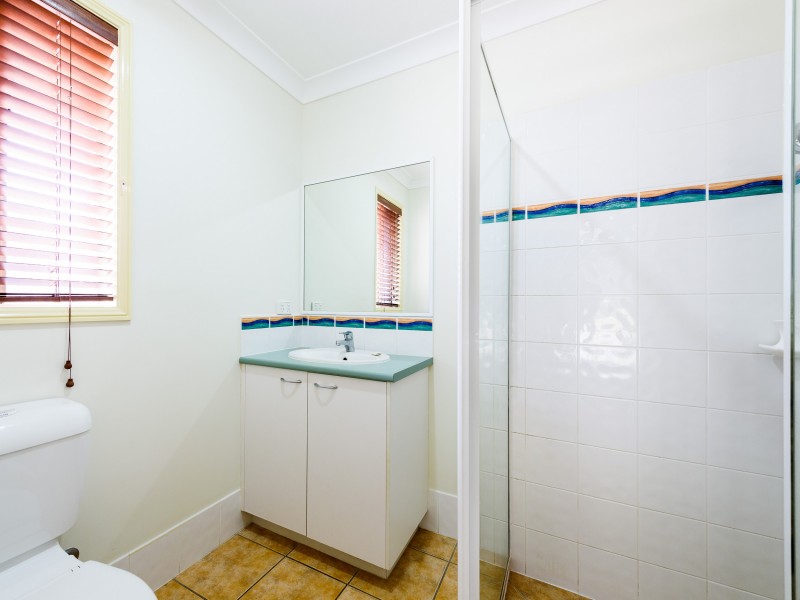 8 Tandanus Court, Oxenford QLD 4210