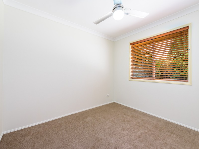 8 Tandanus Court, Oxenford QLD 4210