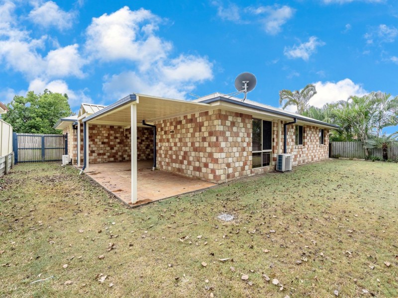 8 Tandanus Court, Oxenford QLD 4210