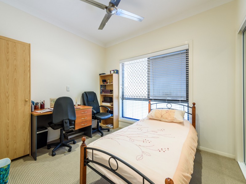 2/21 Abalone Avenue, Paradise Point QLD 4216