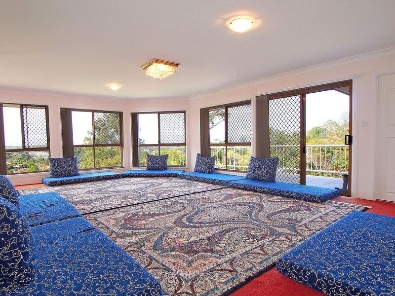 46 Uplands Drive, Parkwood QLD 4214