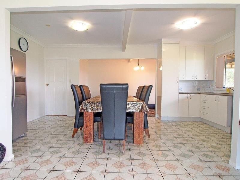 46 Uplands Drive, Parkwood QLD 4214