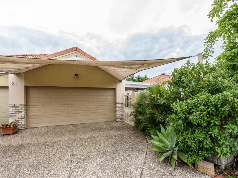 2/21 Hellman Street, Molendinar QLD 4214