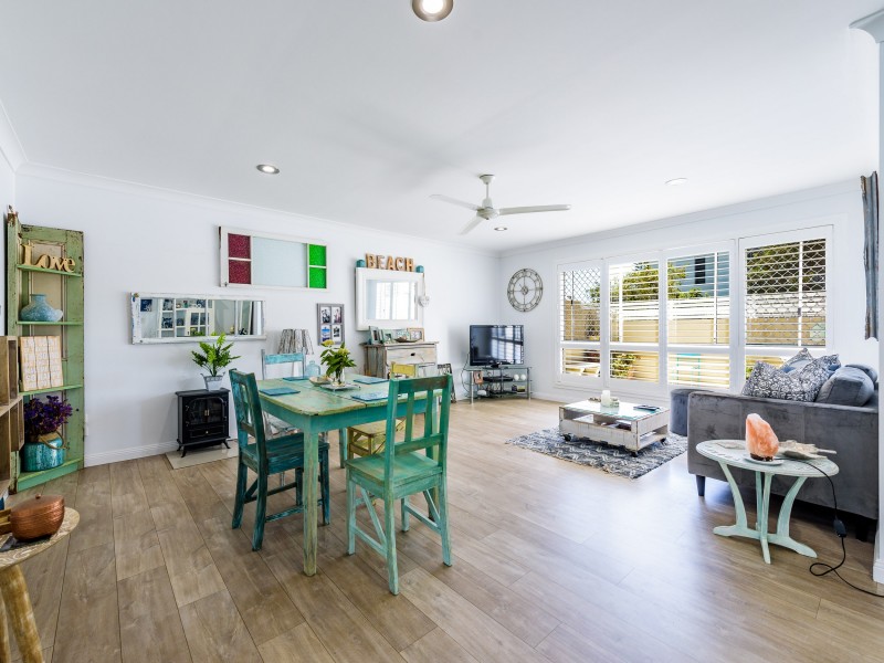 1/18 Holly Avenue, Hollywell QLD 4216