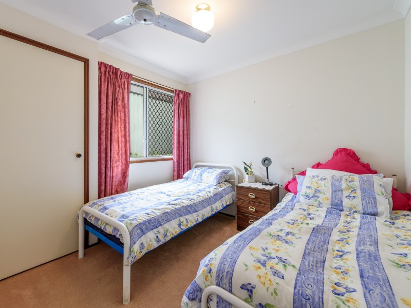 13 Footscray Court, Arundel QLD 4214