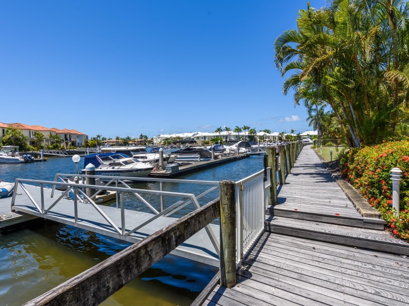 10/75 Morala Avenue, Runaway Bay QLD 4216