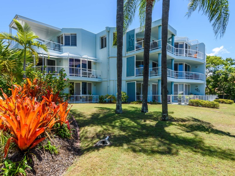 10/75 Morala Avenue, Runaway Bay QLD 4216
