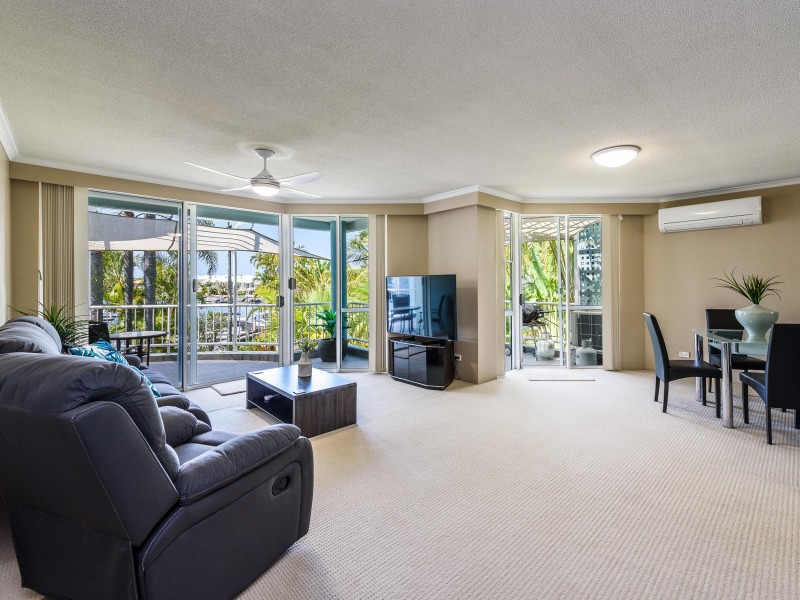 10/75 Morala Avenue, Runaway Bay QLD 4216