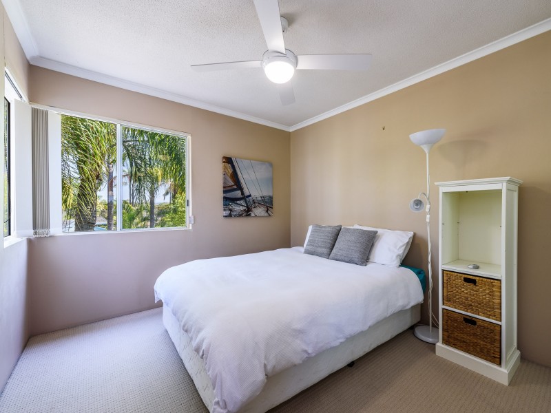 10/75 Morala Avenue, Runaway Bay QLD 4216