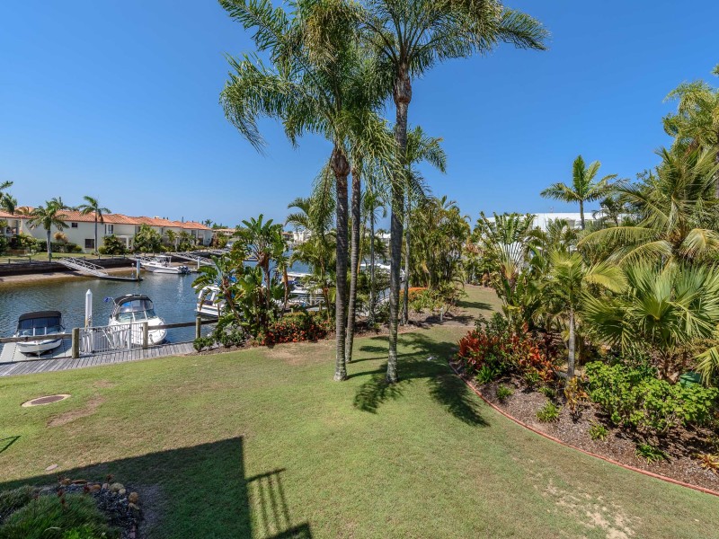 10/75 Morala Avenue, Runaway Bay QLD 4216