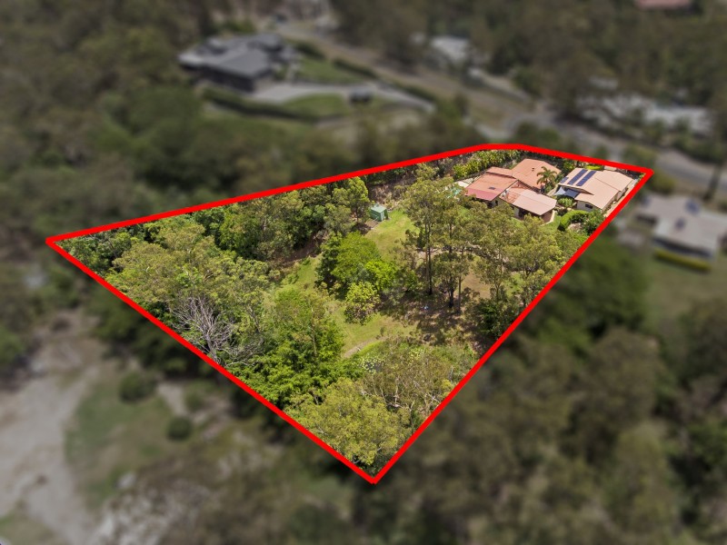 8 Paperbark Court, Parkwood QLD 4214