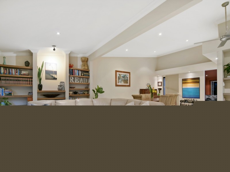 8 Paperbark Court, Parkwood QLD 4214