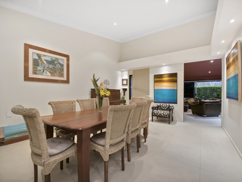 8 Paperbark Court, Parkwood QLD 4214