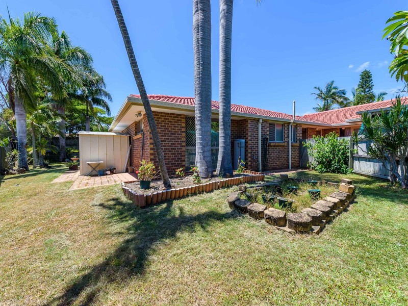 2/33 Nina Parade, Arundel QLD 4214