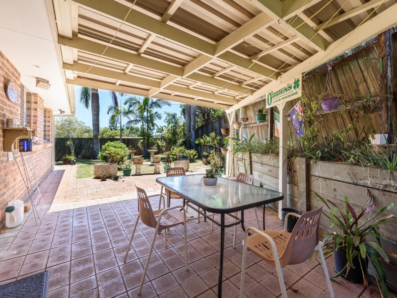 2/33 Nina Parade, Arundel QLD 4214