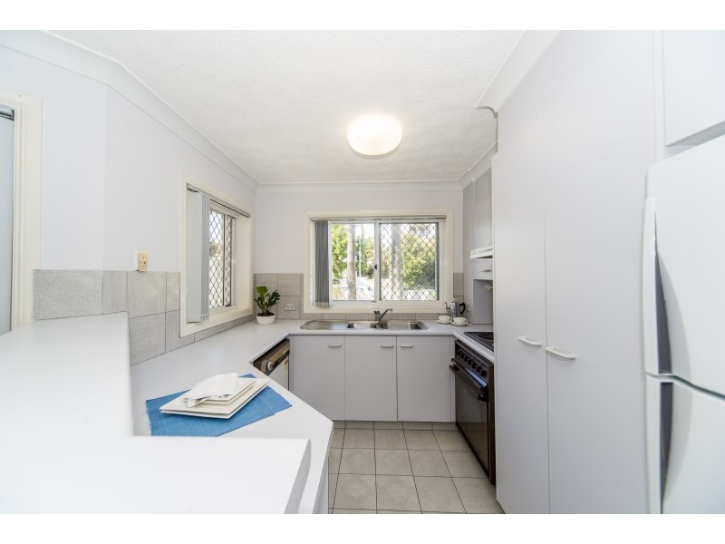 1/8 Madang Crescent, Runaway Bay QLD 4216