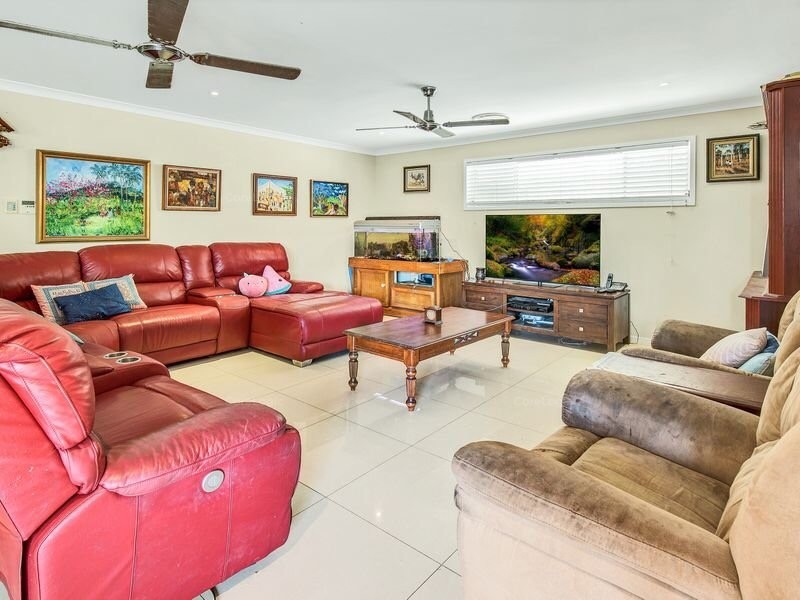 110 Compass Drive, Biggera Waters QLD 4216
