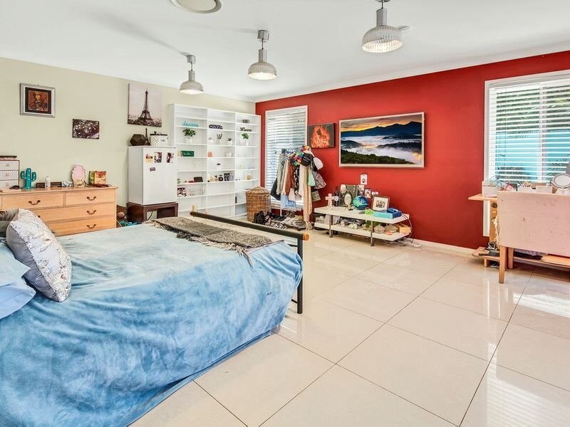 110 Compass Drive, Biggera Waters QLD 4216