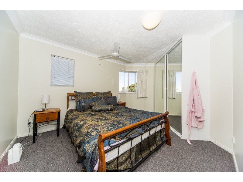 17/484 Marine Parade, Biggera Waters QLD 4216