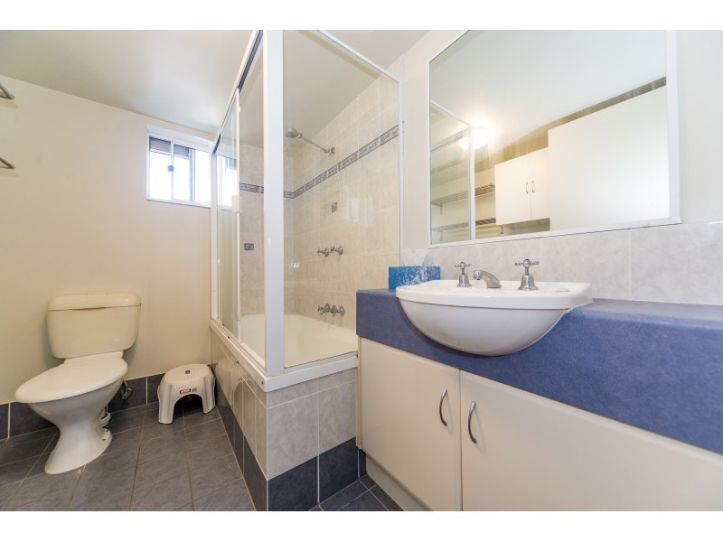 17/484 Marine Parade, Biggera Waters QLD 4216