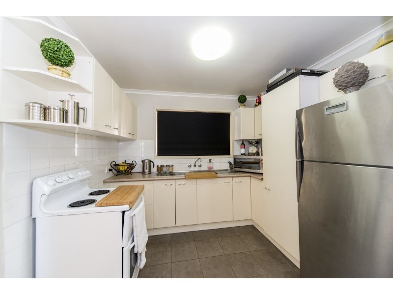 216 Bayview Street, Runaway Bay QLD 4216