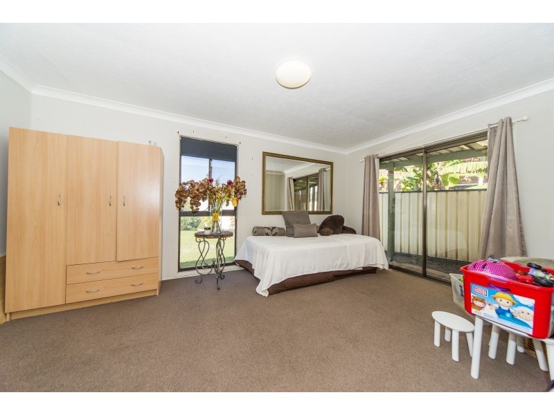 216 Bayview Street, Runaway Bay QLD 4216