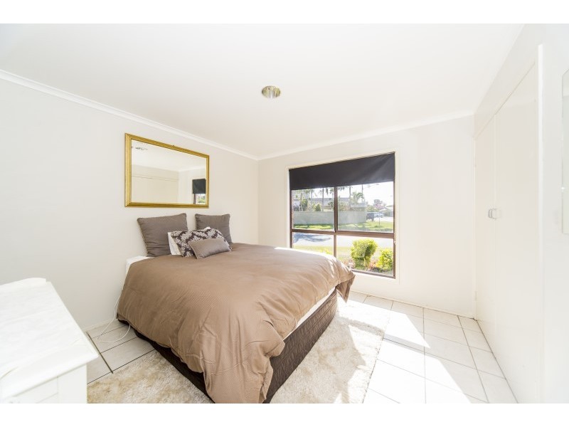 216 Bayview Street, Runaway Bay QLD 4216