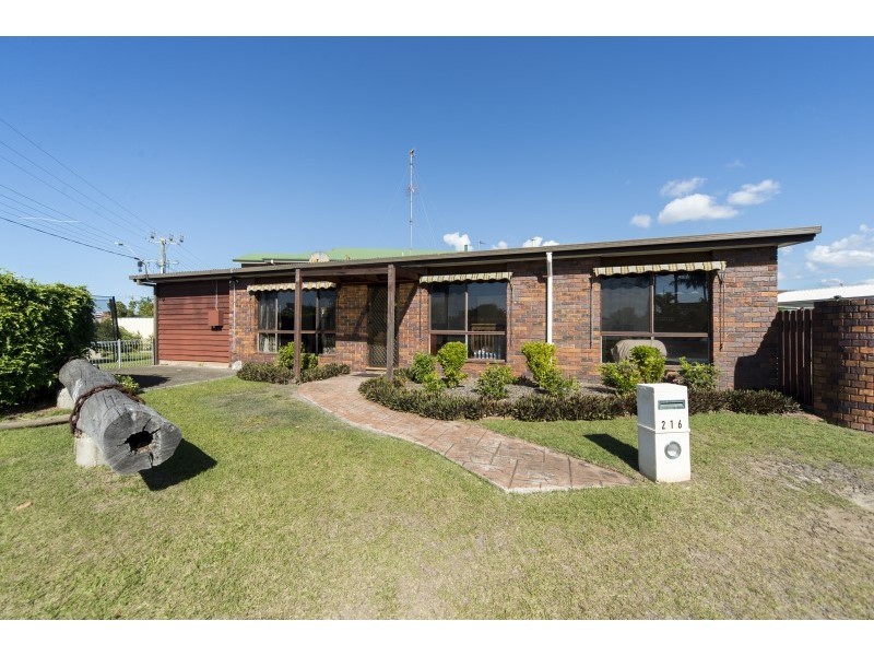 216 Bayview Street, Runaway Bay QLD 4216