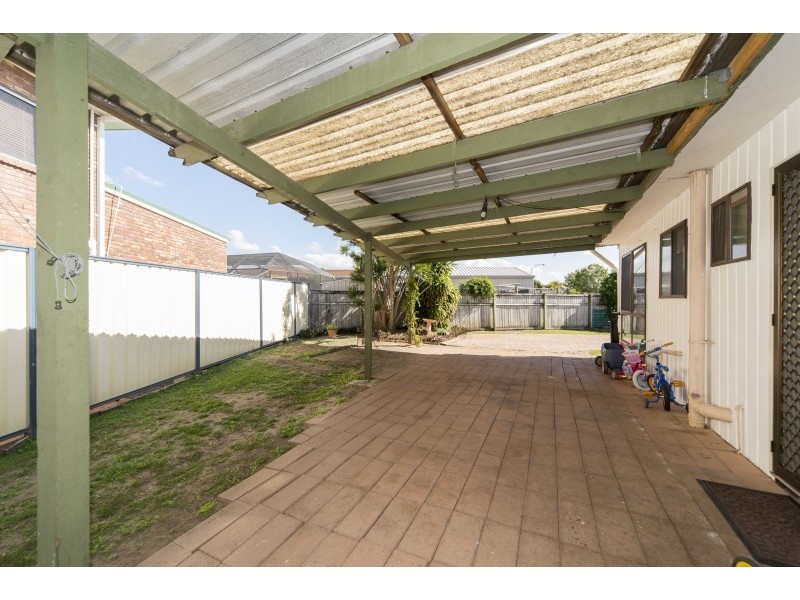 216 Bayview Street, Runaway Bay QLD 4216