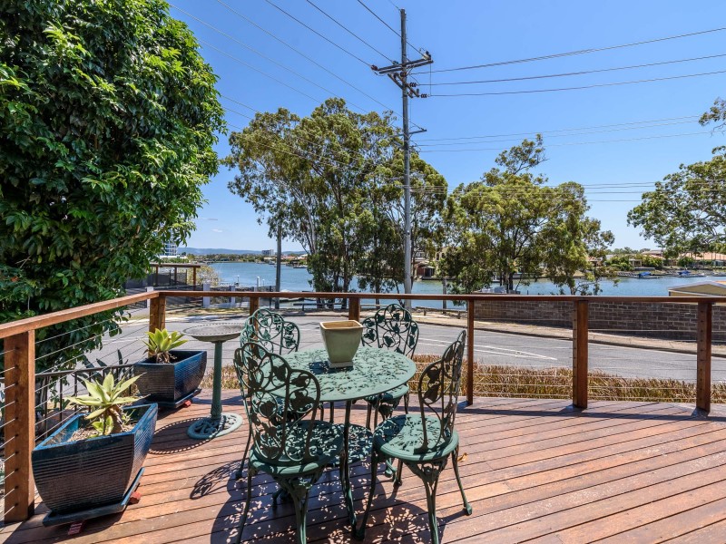 1/51 Ashbourne Terrace, Biggera Waters QLD 4216