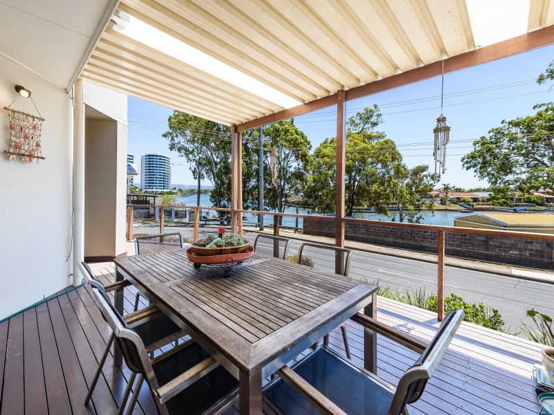1/51 Ashbourne Terrace, Biggera Waters QLD 4216
