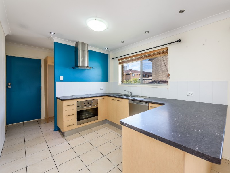3/6 Vernia Place, Biggera Waters QLD 4216