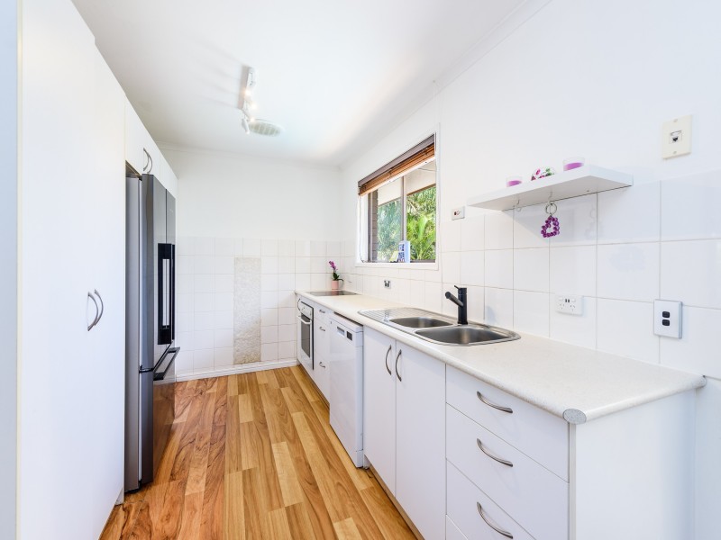 66 Hollywell Road, Biggera Waters QLD 4216