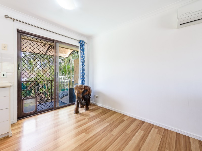 66 Hollywell Road, Biggera Waters QLD 4216