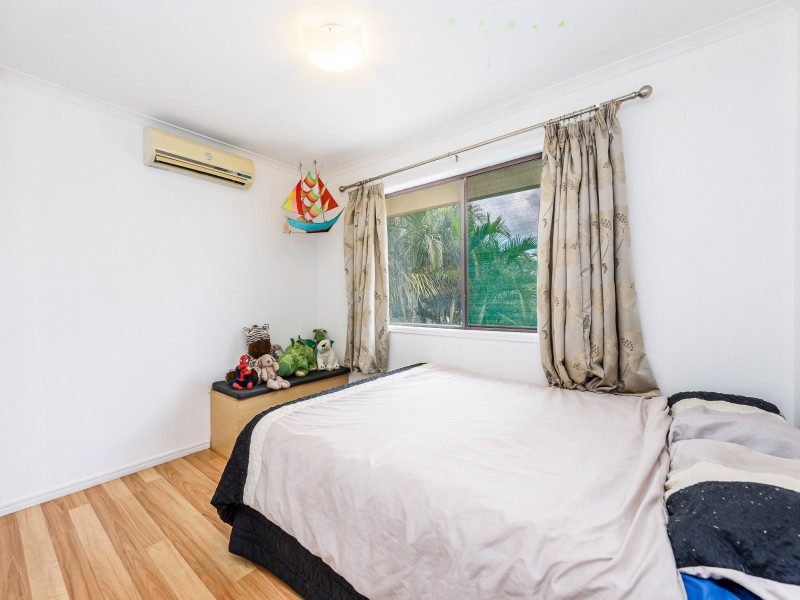 66 Hollywell Road, Biggera Waters QLD 4216