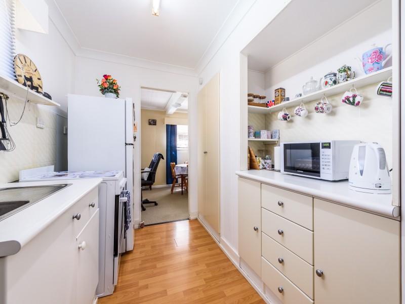 66 Hollywell Road, Biggera Waters QLD 4216