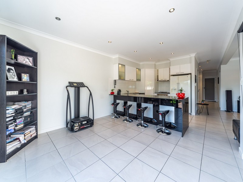 1/40 Bayview Street, Runaway Bay QLD 4216