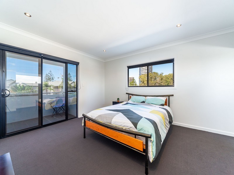 1/40 Bayview Street, Runaway Bay QLD 4216