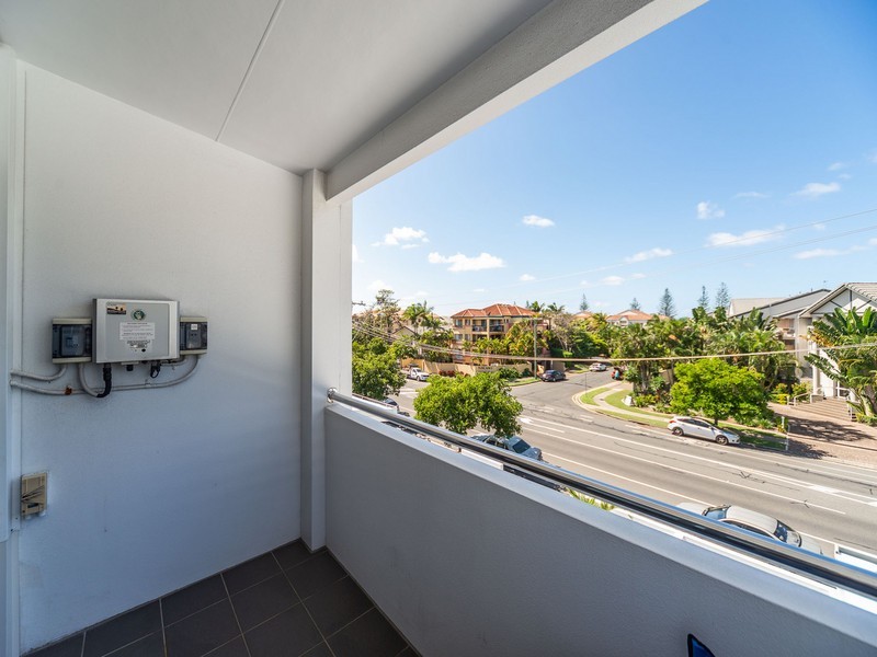 1/40 Bayview Street, Runaway Bay QLD 4216