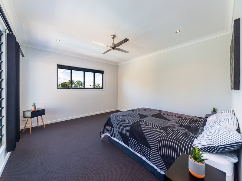 1/40 Bayview Street, Runaway Bay QLD 4216